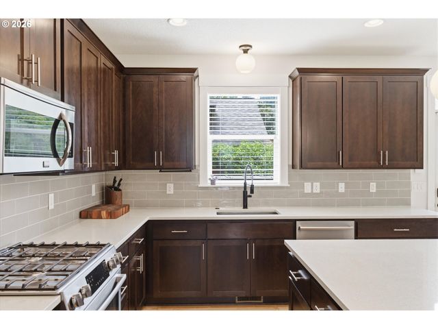 6825 N HAIGHT Ave, Portland, OR 97217