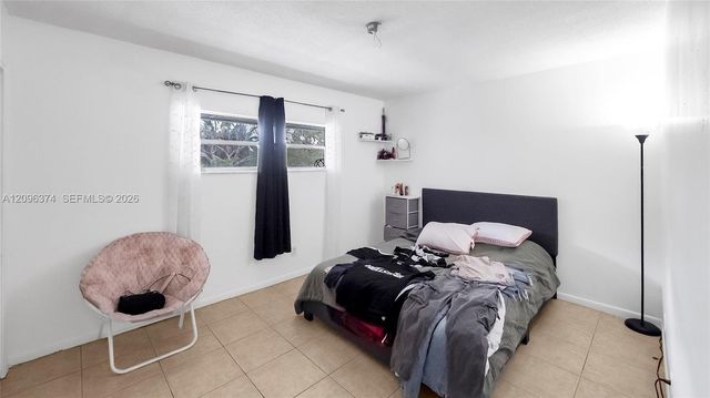 4200 NW 3rd Court 241, Plantation, FL 33317