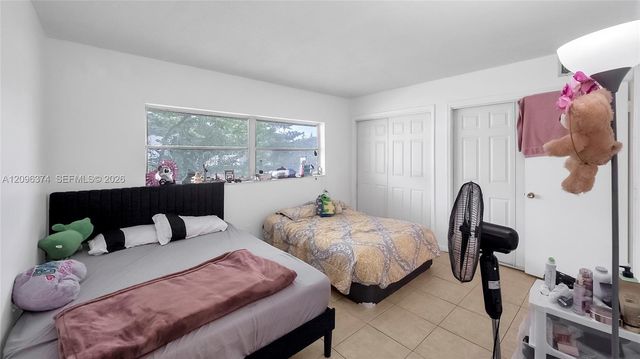 4200 NW 3rd Court 241, Plantation, FL 33317