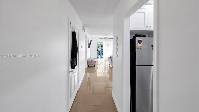 4200 NW 3rd Court 241, Plantation, FL 33317