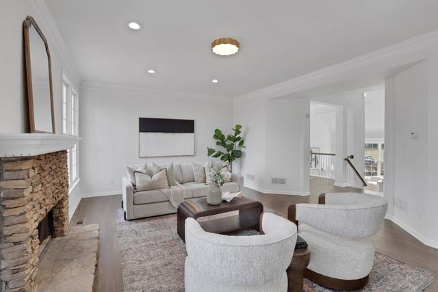 6085 Grand View Way, Suwanee, GA 30024