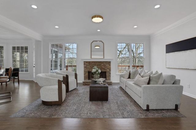 6085 Grand View Way, Suwanee, GA 30024