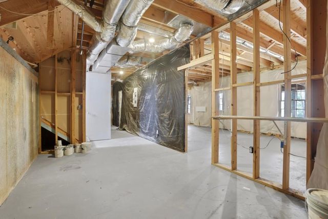 6085 Grand View Way, Suwanee, GA 30024