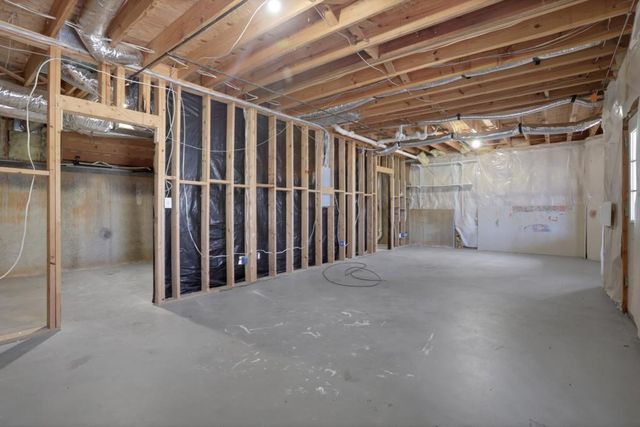 6085 Grand View Way, Suwanee, GA 30024