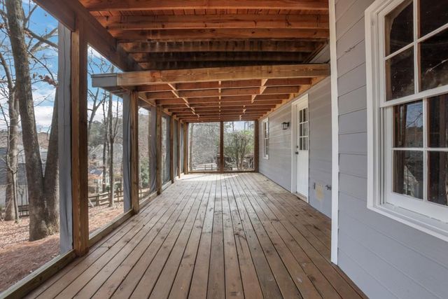 6085 Grand View Way, Suwanee, GA 30024