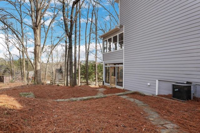 6085 Grand View Way, Suwanee, GA 30024