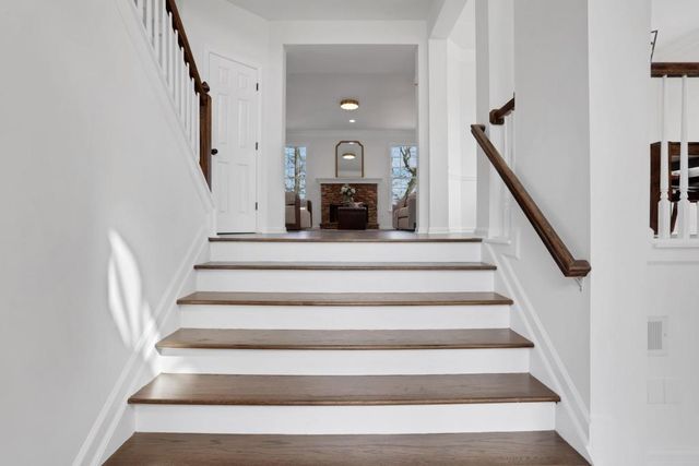 6085 Grand View Way, Suwanee, GA 30024