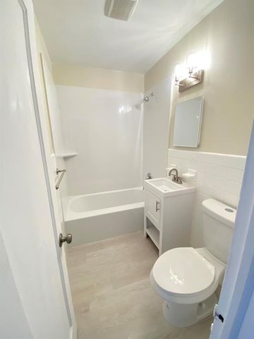 1645 NE 16th Avenue, Fort Lauderdale, FL 33305