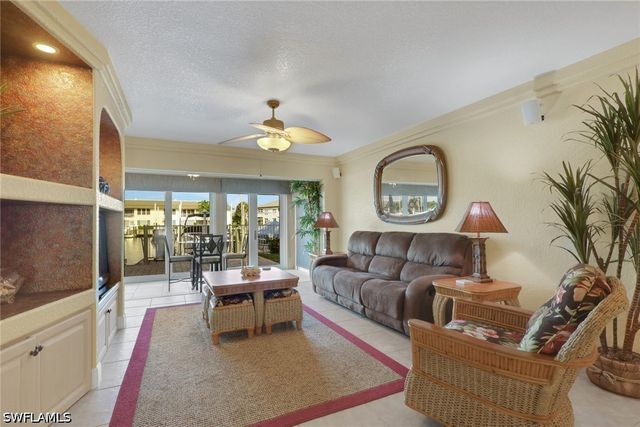 4206 SE 20th PL 102, Cape Coral, FL 33904