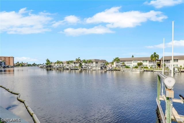 4206 SE 20th PL 102, Cape Coral, FL 33904
