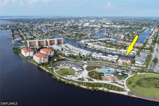 4206 SE 20th PL 102, Cape Coral, FL 33904
