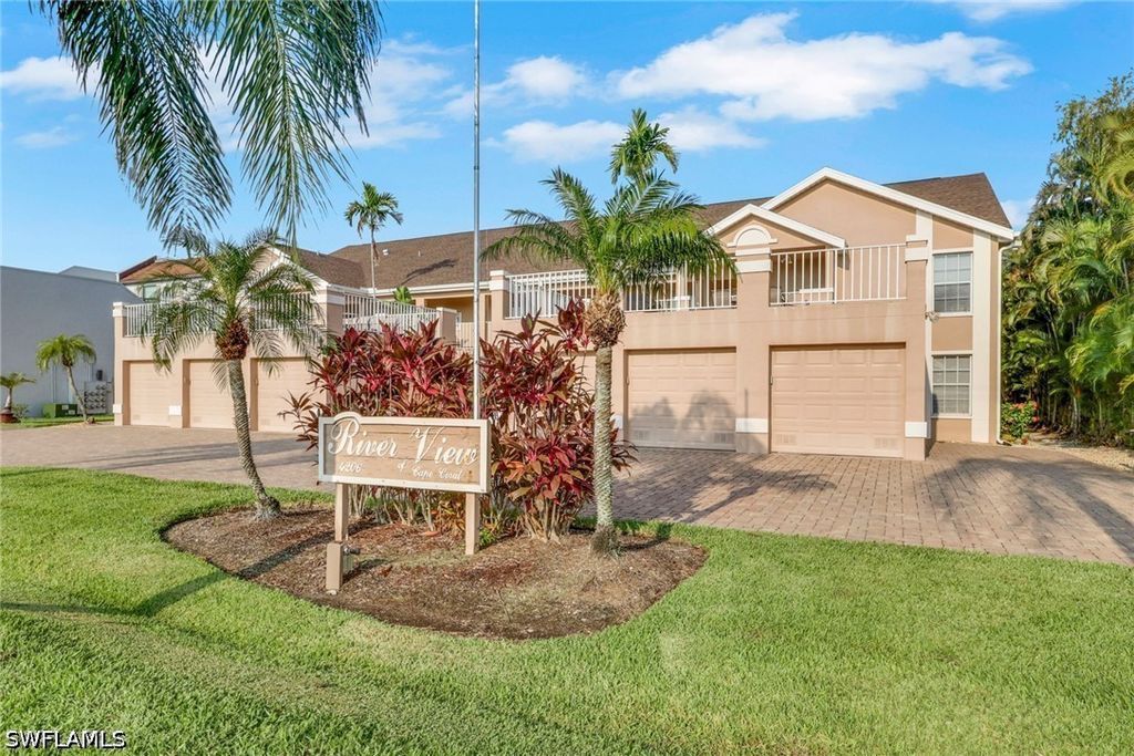 4206 SE 20th PL 102, Cape Coral, FL 33904