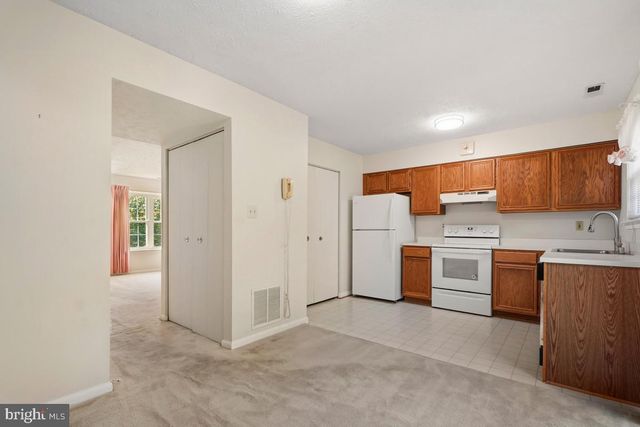 2 CHELMSFORD CT, Baltimore, MD 21220