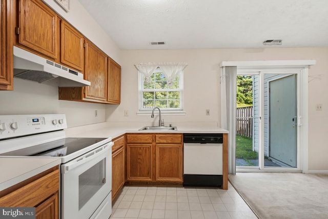 2 CHELMSFORD CT, Baltimore, MD 21220