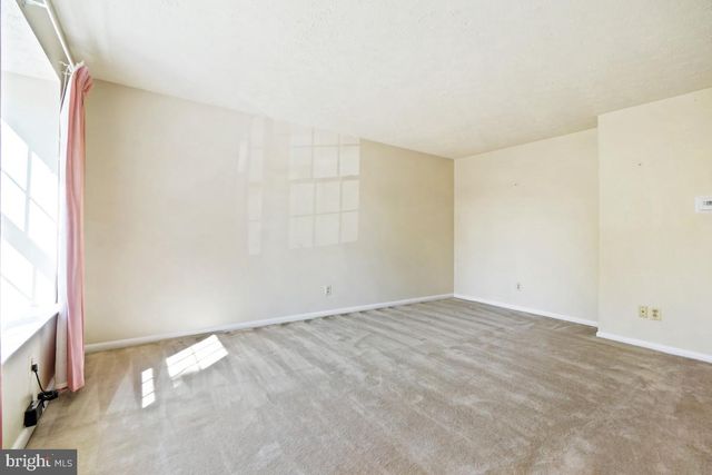 2 CHELMSFORD CT, Baltimore, MD 21220