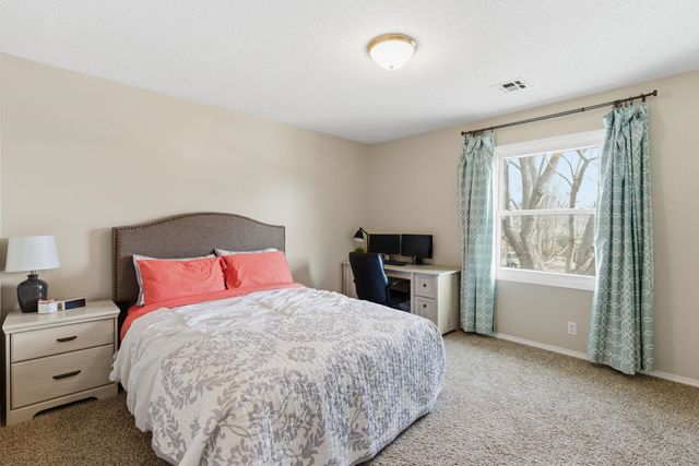 10022 W Yosemite Ct, Wichita, KS 67215