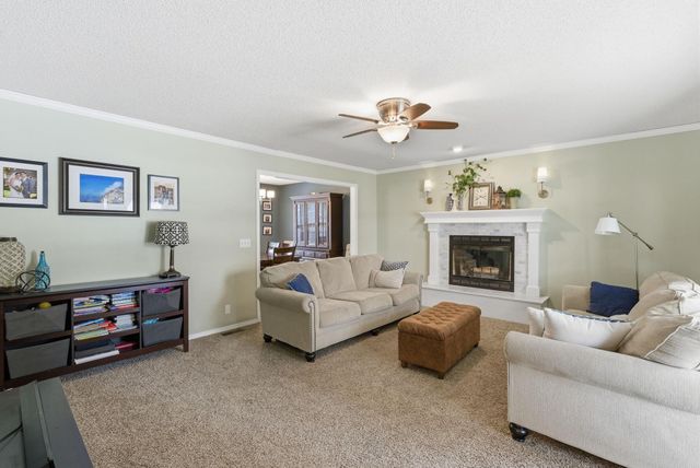 10022 W Yosemite Ct, Wichita, KS 67215