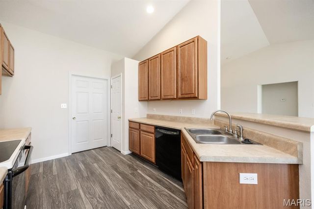 3245 Jared Drive, Swansea, IL 62226