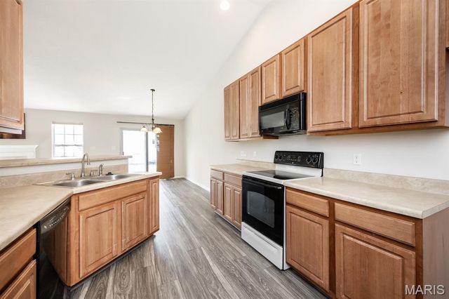 3245 Jared Drive, Swansea, IL 62226