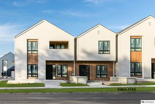 4610 Pioneers Boulevard # 8, Lincoln, NE 68506