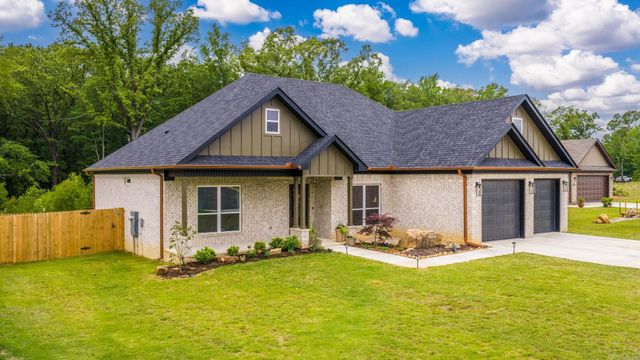 202 Michelle Drive, Beebe, AR 72012