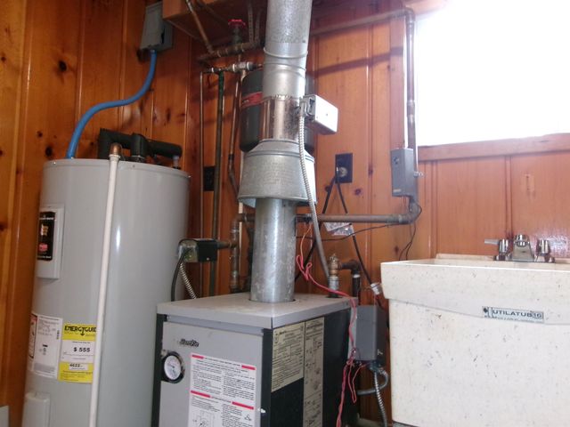 622 Pine Street, Harrison, MI 48625