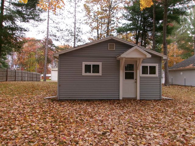 622 Pine Street, Harrison, MI 48625