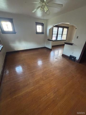 4700 Lee Avenue, St Louis, MO 63115
