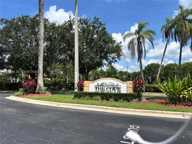 3481 Briar Bay Boulevard 206, West Palm Beach, FL 33411