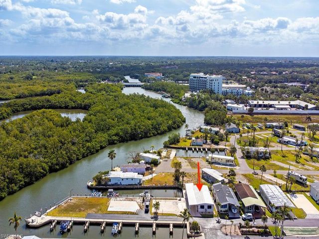 777 Walkerbilt RD # 17, Naples, FL 34110