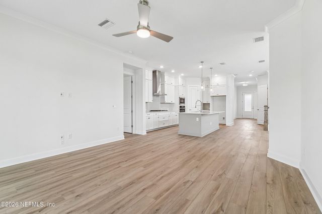 12157 MARIPOSA Avenue, Jacksonville, FL 32256