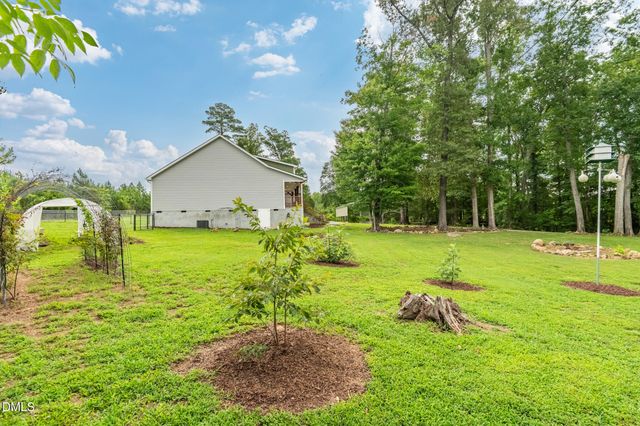 387 Hanks Chapel Road, Pittsboro, NC 27312