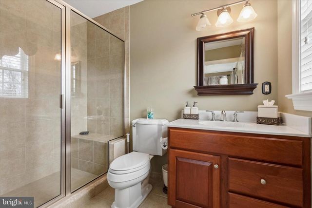 414 FALLOWFIELD LN, Harleysville, PA 19438