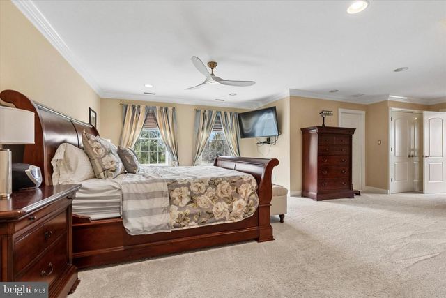 414 FALLOWFIELD LN, Harleysville, PA 19438