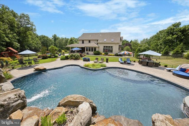 414 FALLOWFIELD LN, Harleysville, PA 19438