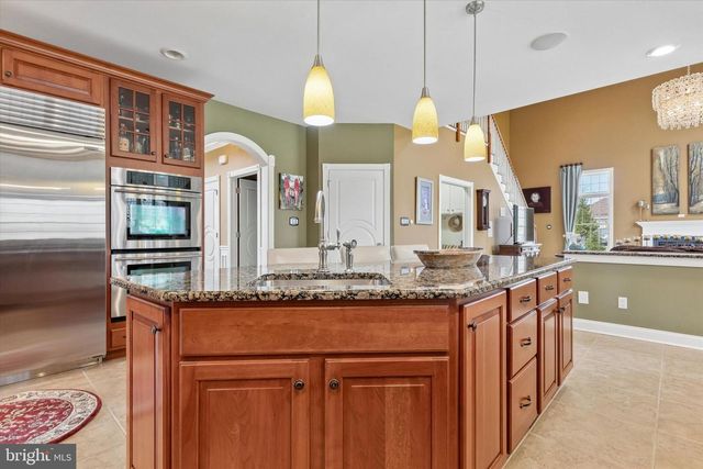 414 FALLOWFIELD LN, Harleysville, PA 19438