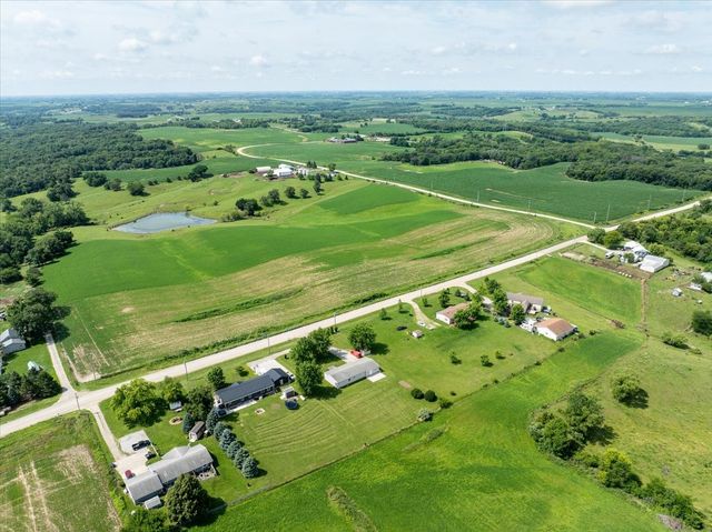1195 Forest Home Road, Montezuma, IA 50171