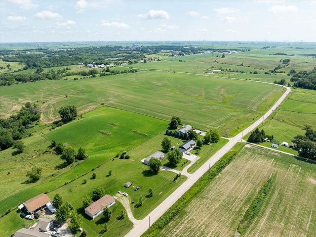 1195 Forest Home Road, Montezuma, IA 50171