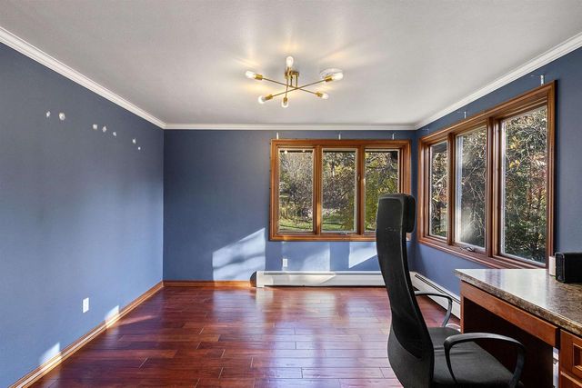 910 PINE RIDGE DRIVE, Green Bay, WI 54311