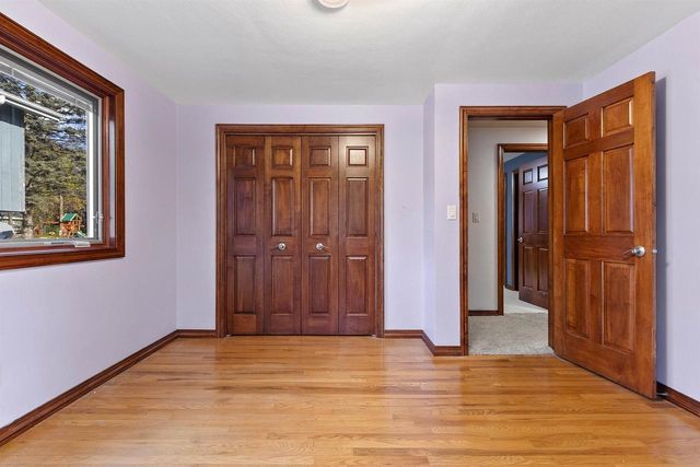 910 PINE RIDGE DRIVE, Green Bay, WI 54311