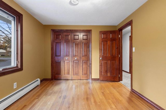 910 PINE RIDGE DRIVE, Green Bay, WI 54311