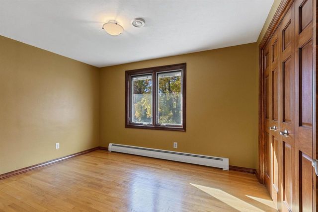 910 PINE RIDGE DRIVE, Green Bay, WI 54311