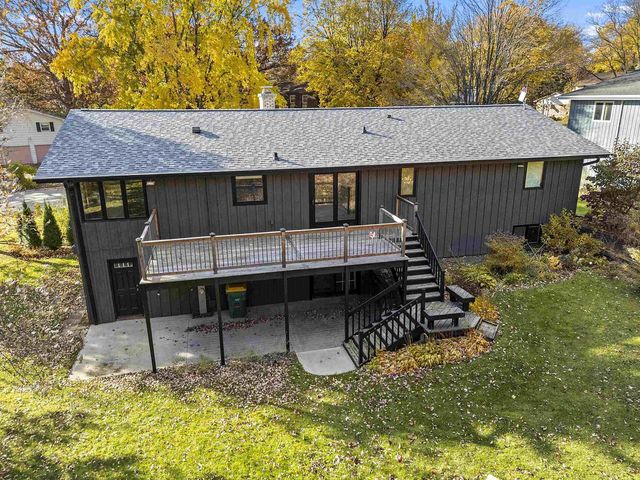 910 PINE RIDGE DRIVE, Green Bay, WI 54311