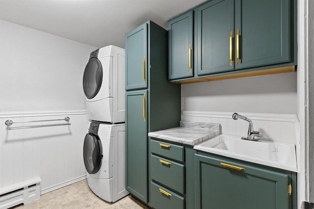 910 PINE RIDGE DRIVE, Green Bay, WI 54311