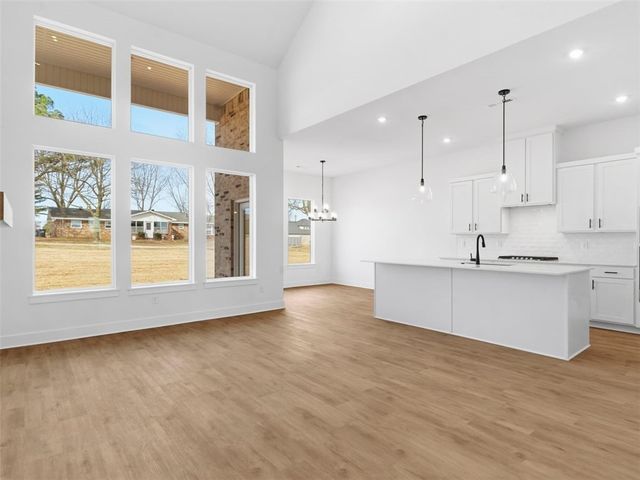 5251 Nicolas Avenue, Springdale, AR 72762