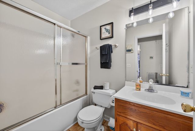 104 Ezell Ct, Portland, TN 37148