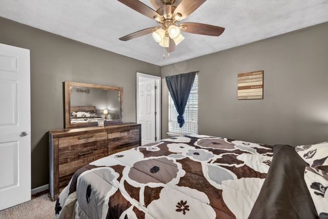 104 Ezell Ct, Portland, TN 37148