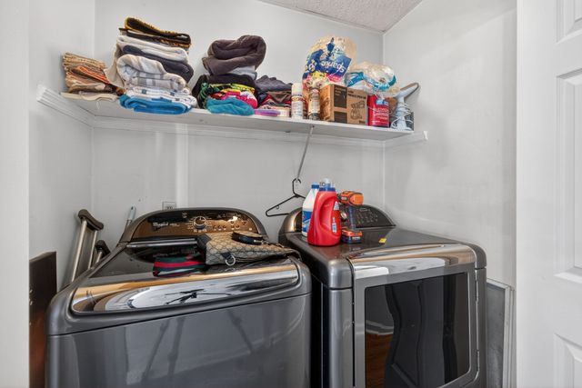 104 Ezell Ct, Portland, TN 37148