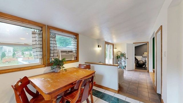 50 Rolling Ridge Road, Holden, MA 01520