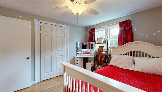 50 Rolling Ridge Road, Holden, MA 01520
